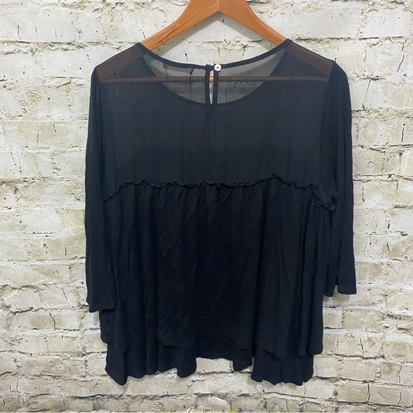 Pebble & Stone Black Sheer 3/4 Sleeve Tiered Top - Picture 3 of 5